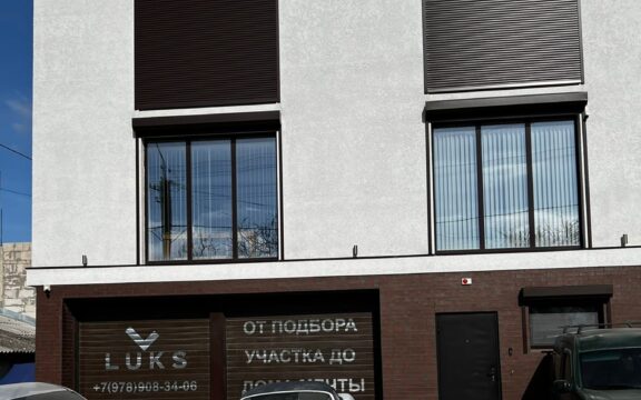 Компактный дом на 3 этажа